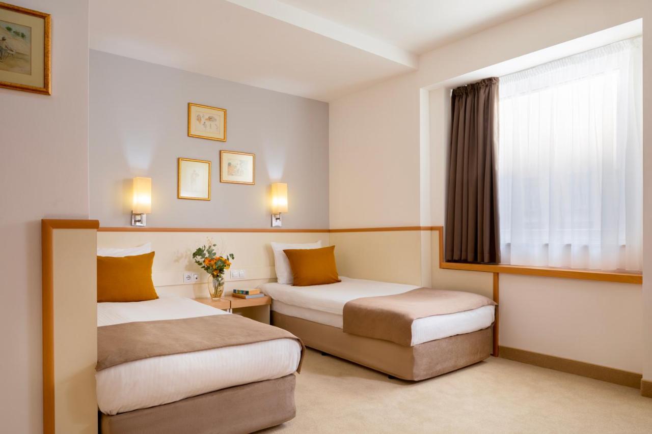 Arte Sofia Hotel ภายนอก รูปภาพ